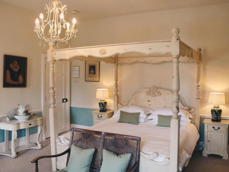 Allington Manor - Oda