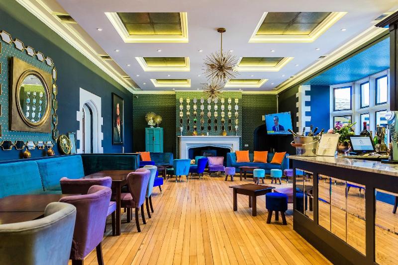 Lanelay Hall Hotel & Spa - Bar