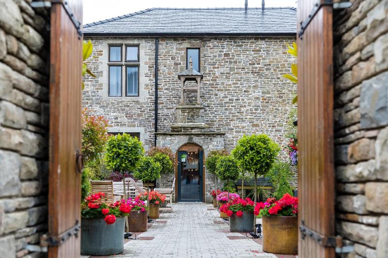 Lanelay Hall Hotel & Spa - Genel