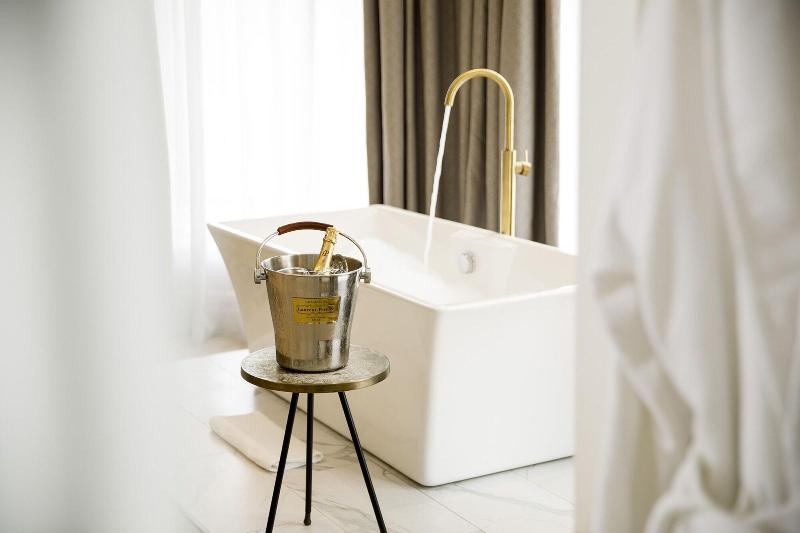 Lanelay Hall Hotel & Spa - Oda