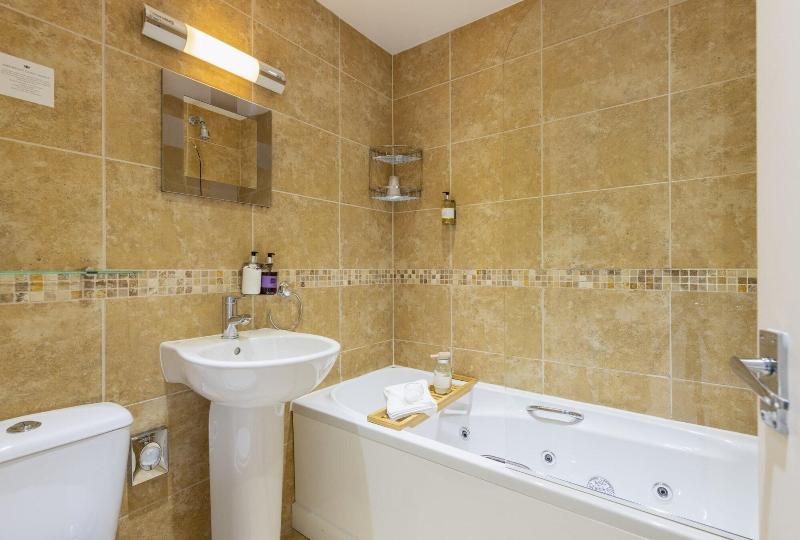 Wheatlands Lodge - Bed & Breakfast - Oda
