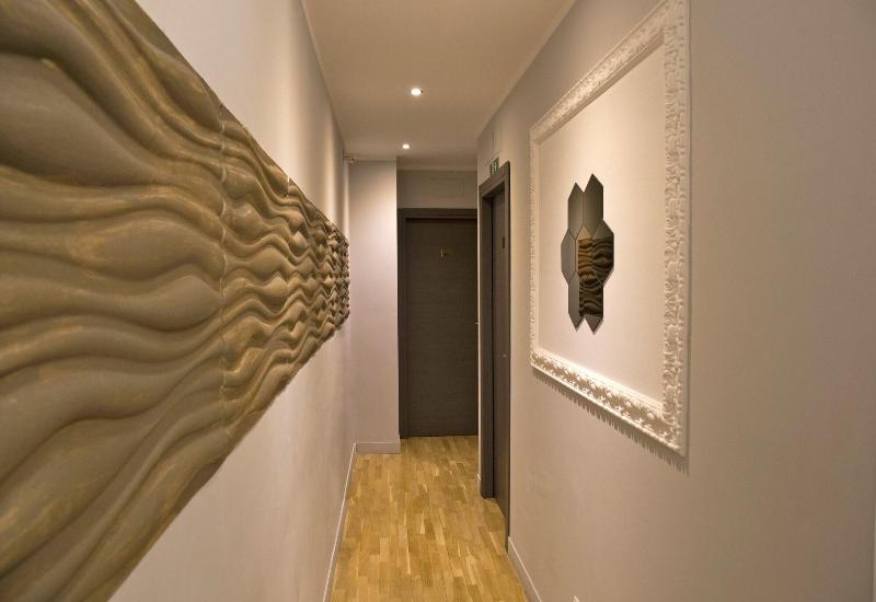 Corso Exclusive Suites - Lobi