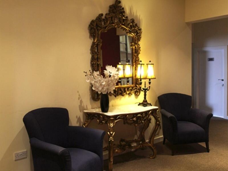 The Pearl Hotel - Lobi