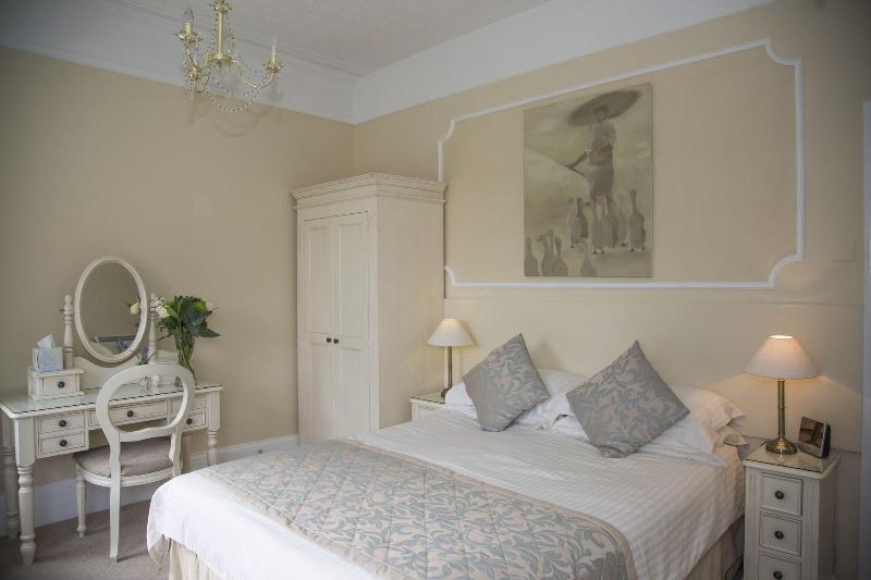 Carlton Court - Oda