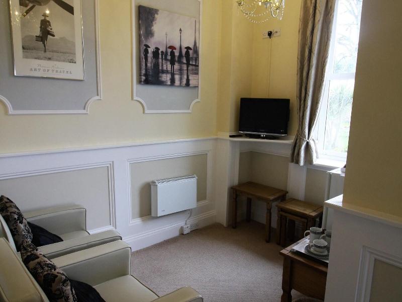 Carlton Court - Oda