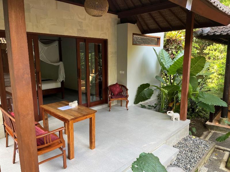 Sama's Cottages and Villas - Teras