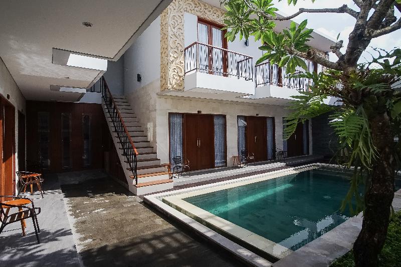 Mahesa Suites Seminyak - Havuz