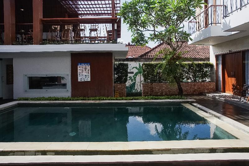 Mahesa Suites Seminyak - Havuz