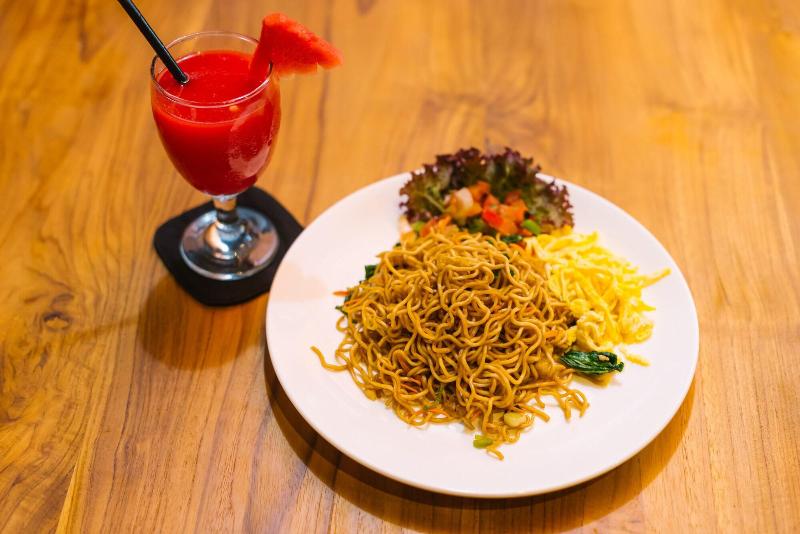 Mahesa Suites Seminyak - Restoran