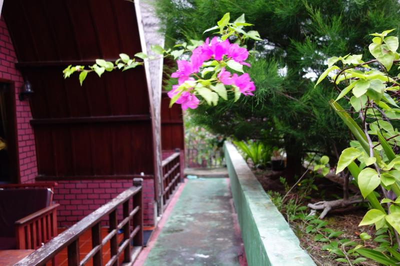 Banana Leaf Bungalows - Genel