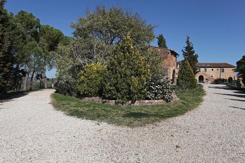 Fattoria Pieve A Salti - Genel