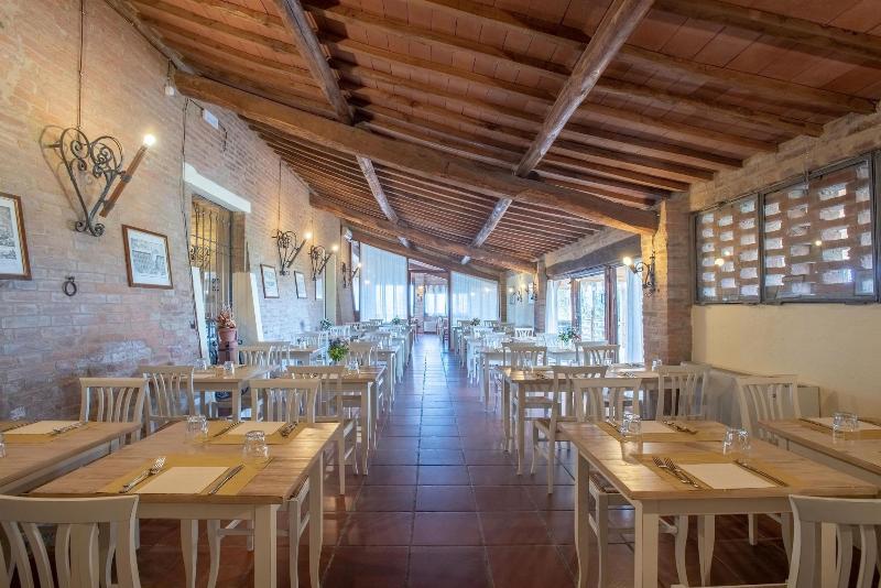 Fattoria Pieve A Salti - Restoran