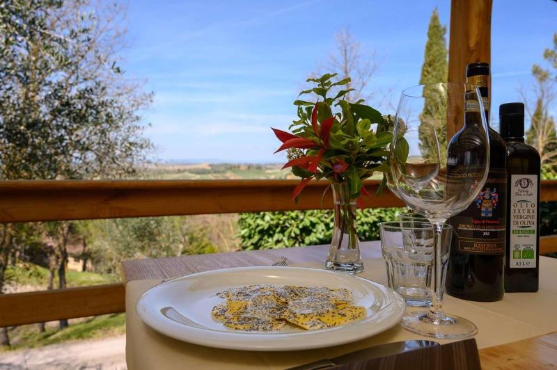 Fattoria Pieve A Salti - Restoran