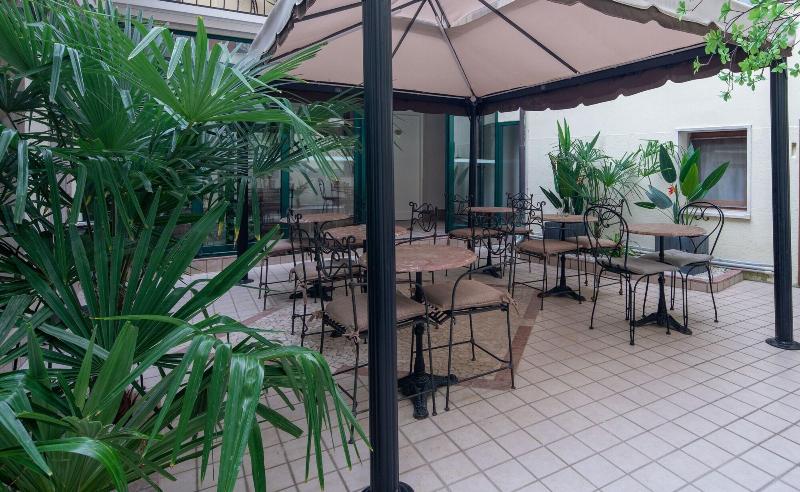 Hotel Herion - Teras