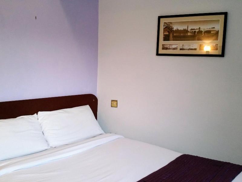The George Hotel - Genel