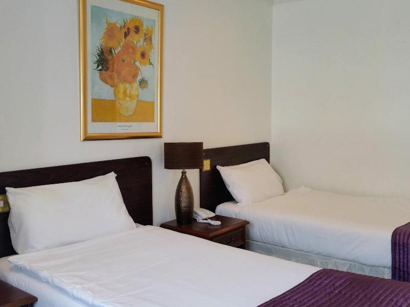 The George Hotel - Oda
