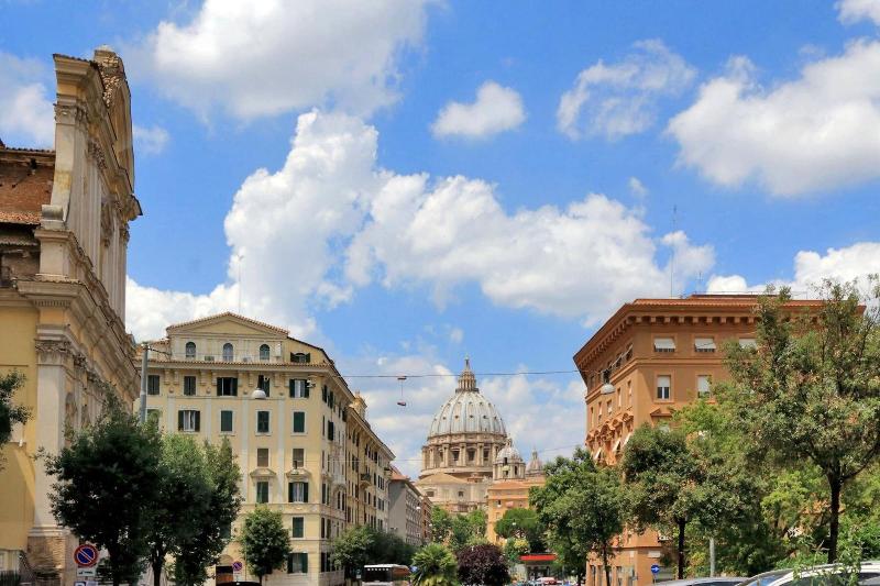 La Stazione Del Vaticano - Genel