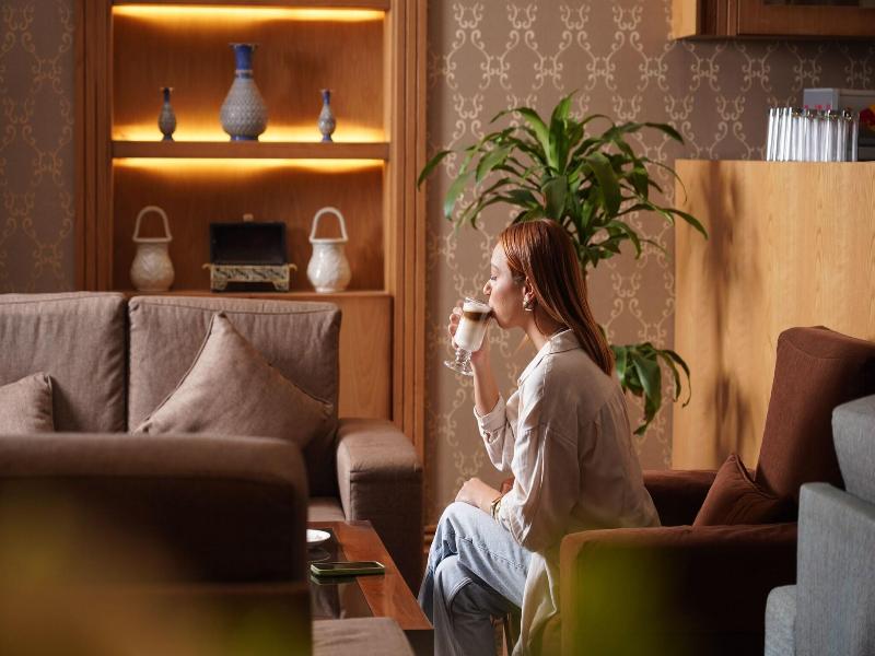 Thousand Nights Hotel - Lobi
