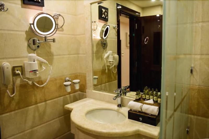 Garden Plaza Hotel Sefah - Oda