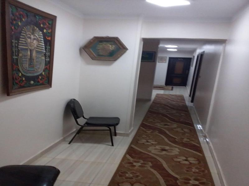 Isis Hotel 2 - Lobi