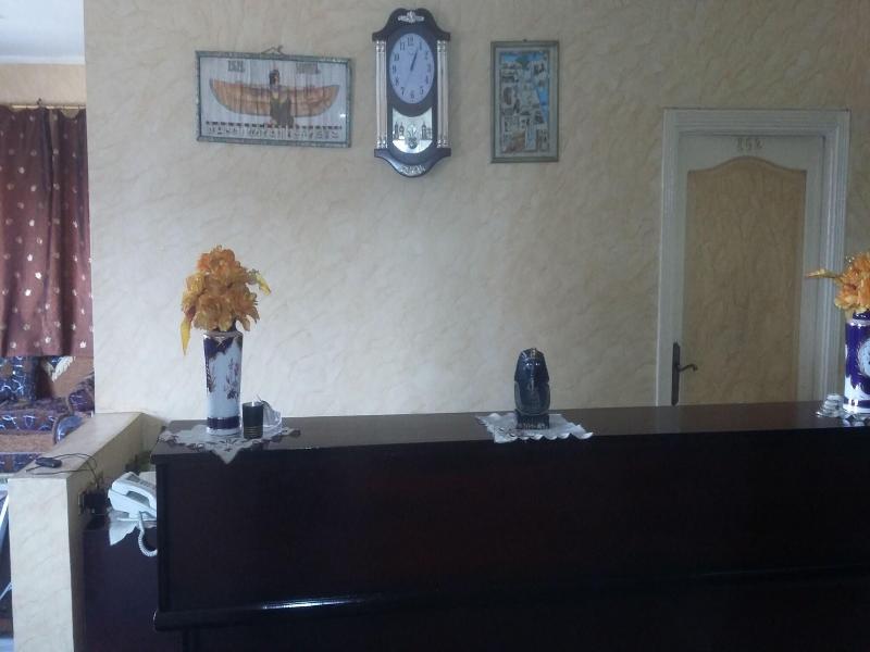 Isis Hotel 2 - Lobi