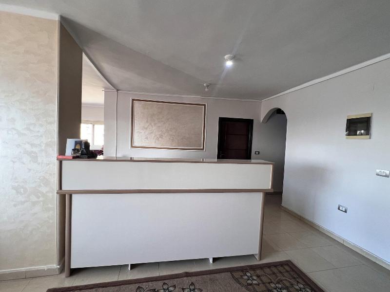 Isis Hotel 2 - Lobi