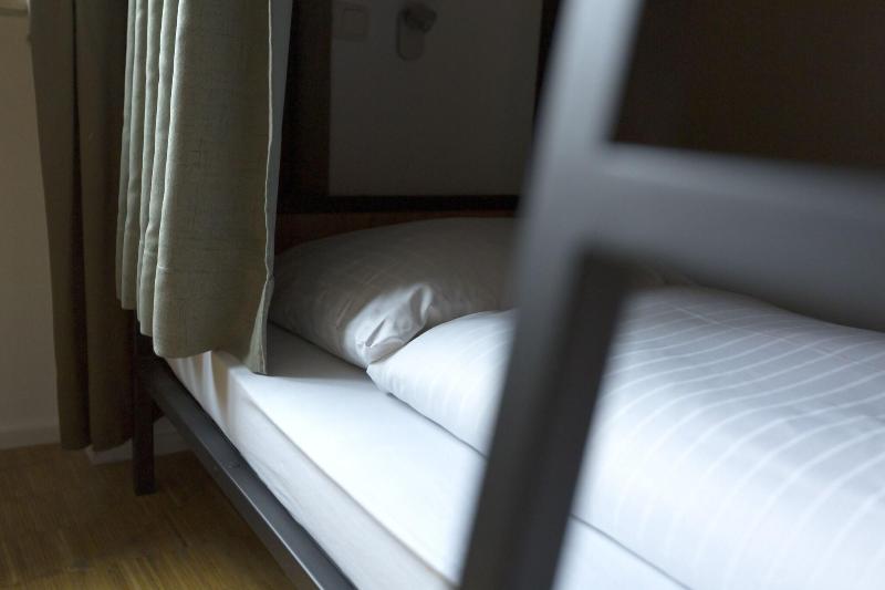 Five Reasons Hotel & Hostel - Lobi