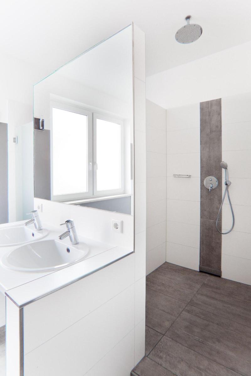 Five Reasons Hotel & Hostel - Lobi