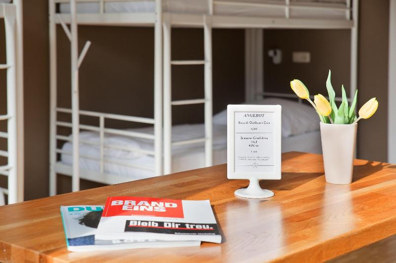 Five Reasons Hotel & Hostel - Oda