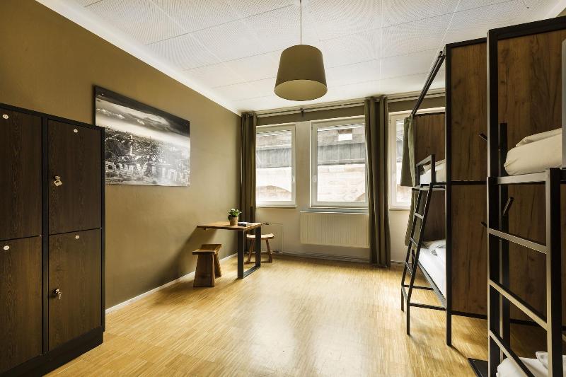 Five Reasons Hotel & Hostel - Oda