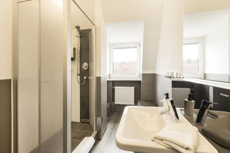 Five Reasons Hotel & Hostel - Oda