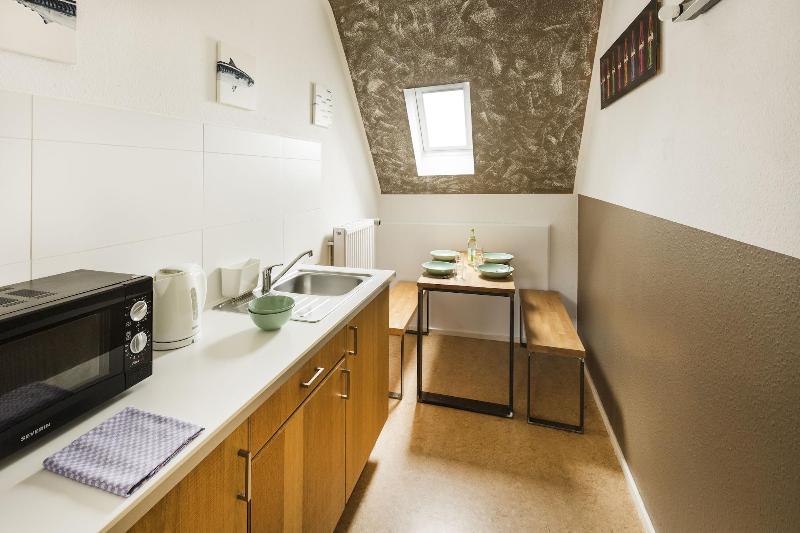 Five Reasons Hotel & Hostel - Oda