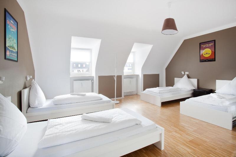 Five Reasons Hotel & Hostel - Oda