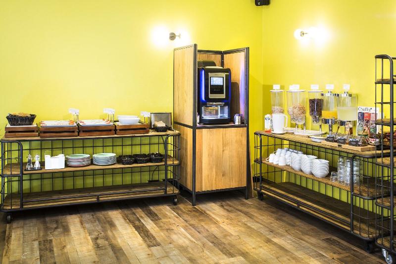 Five Reasons Hotel & Hostel - Restoran