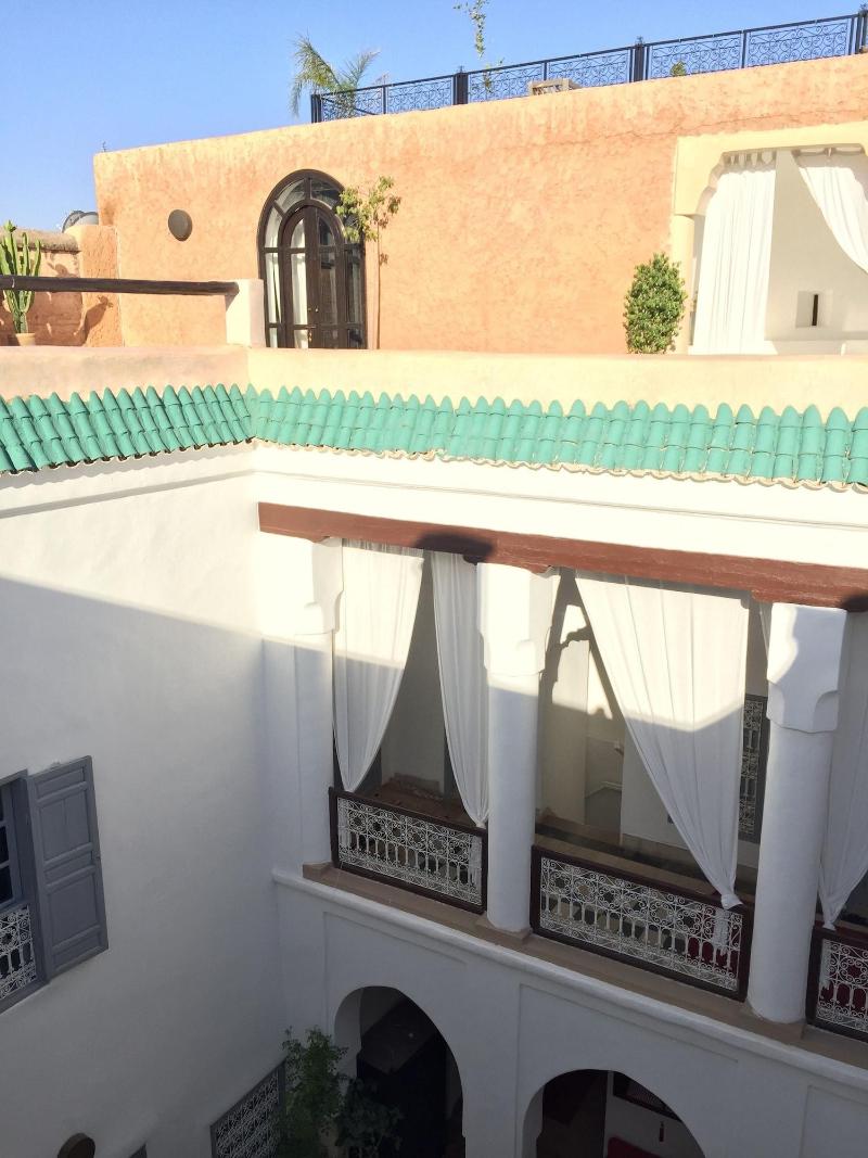 Riad Tizwa - Genel