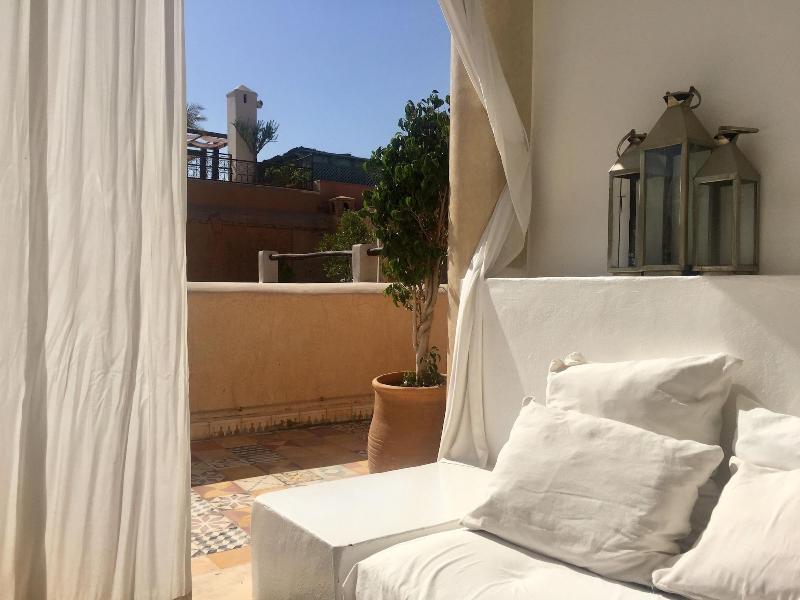 Riad Tizwa - Oda