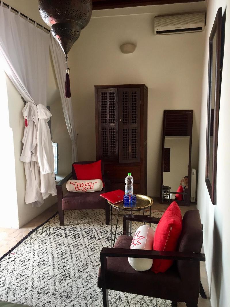 Riad Tizwa - Oda