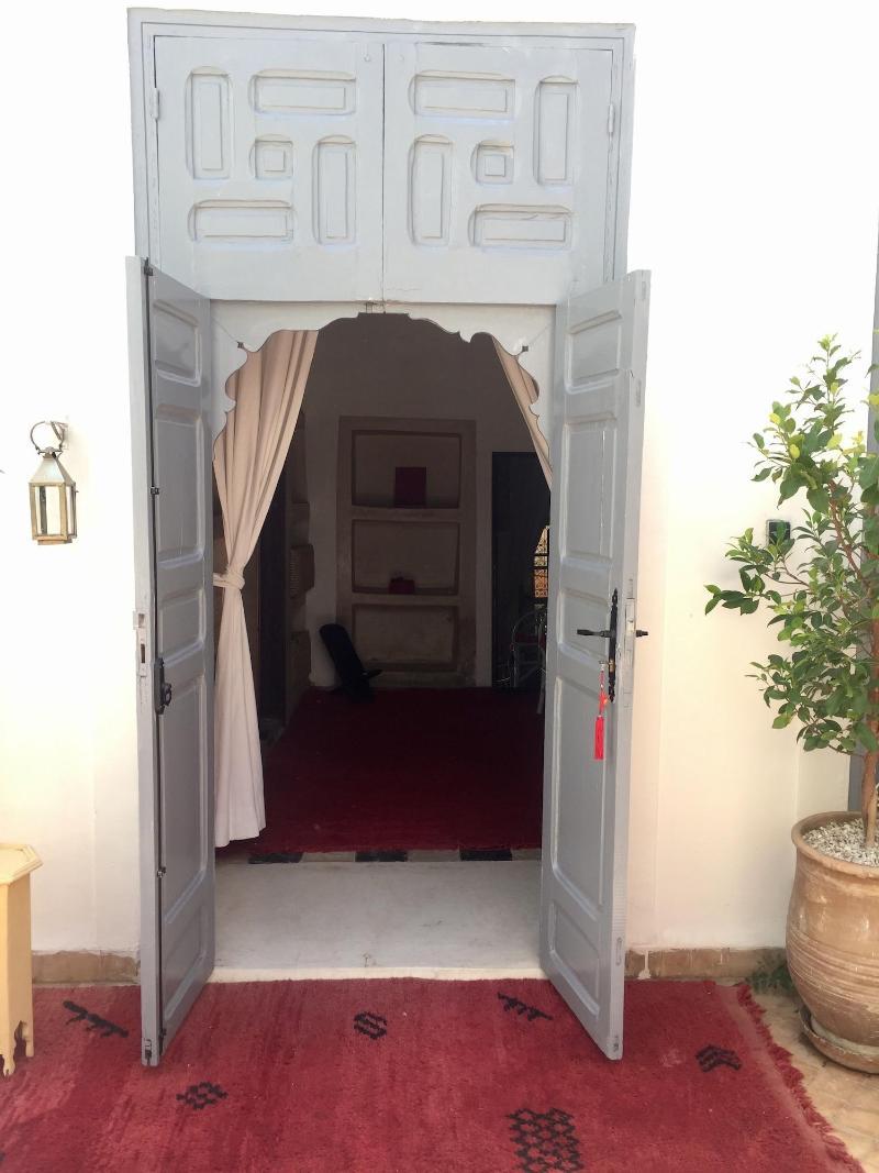 Riad Tizwa - Oda