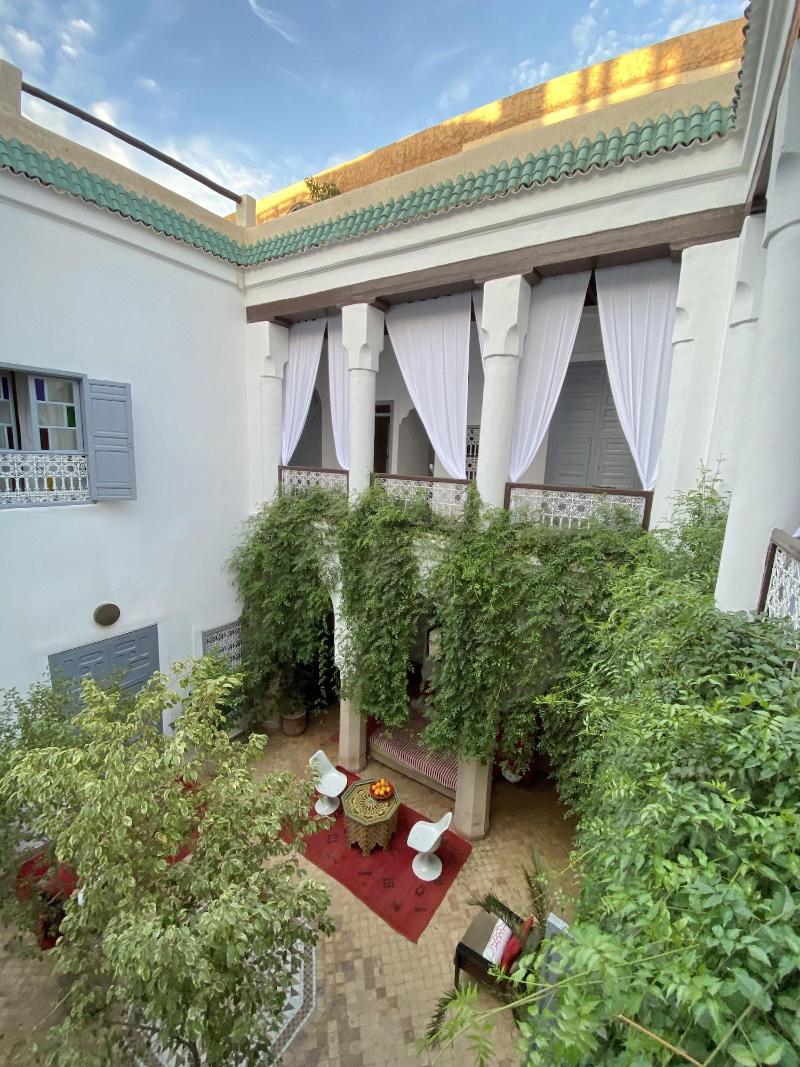Riad Tizwa - Oda