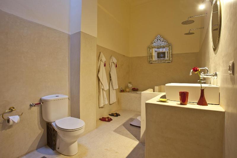 Riad Tizwa - Oda