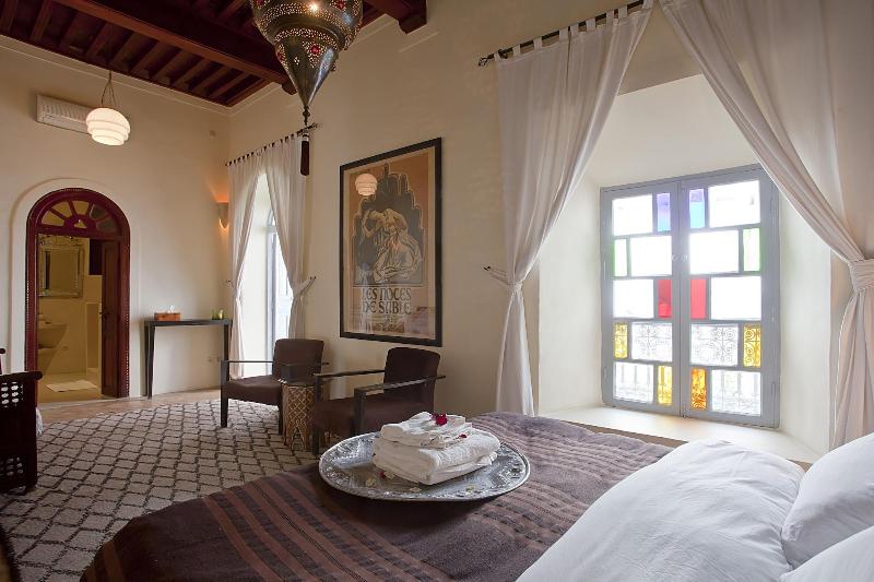 Riad Tizwa - Oda