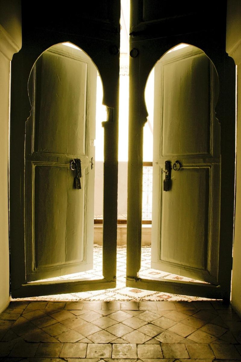 Riad Tizwa - Oda