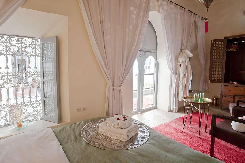 Riad Tizwa - Oda