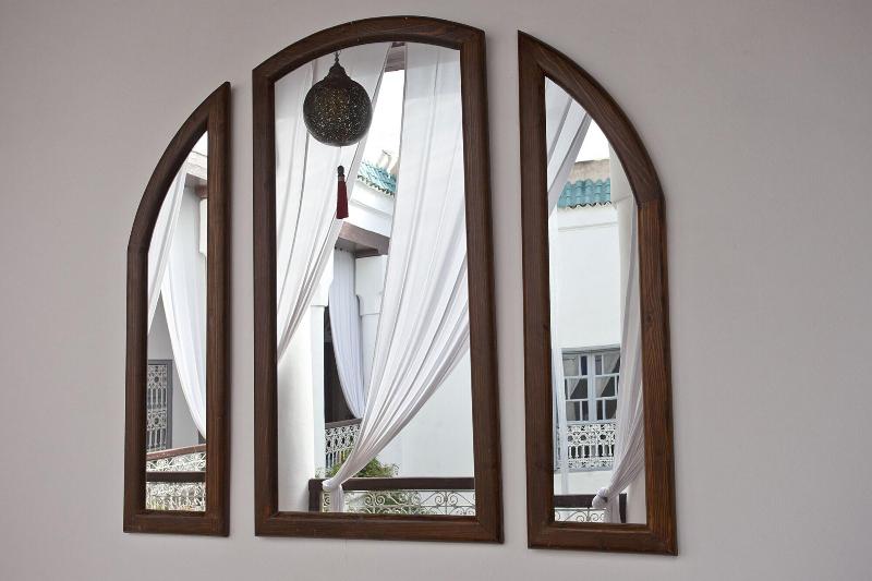 Riad Tizwa - Oda