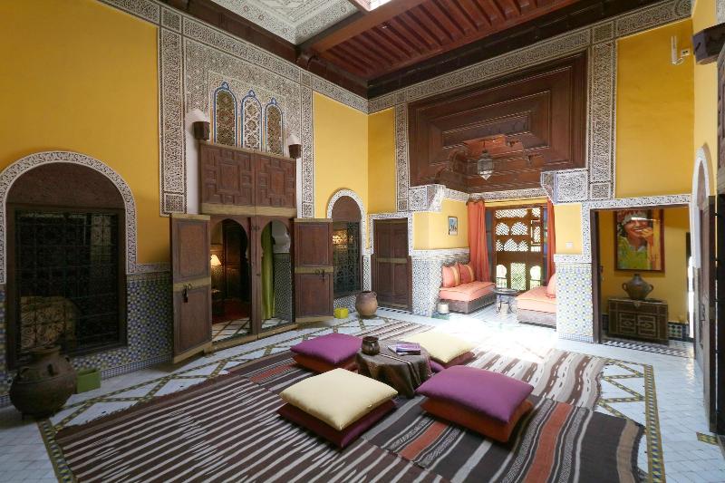 Riad El Borj - Genel