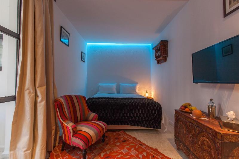 Riad Zebrakaro - Oda