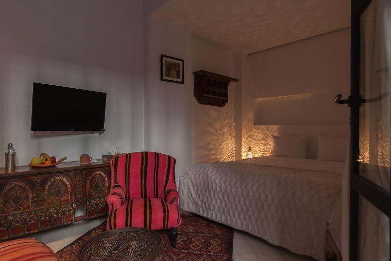 Riad Zebrakaro - Oda