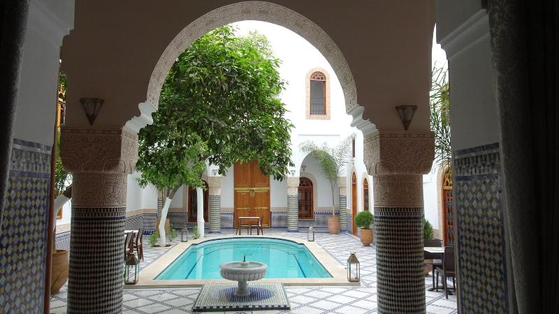Riad Sabah - Aktivite