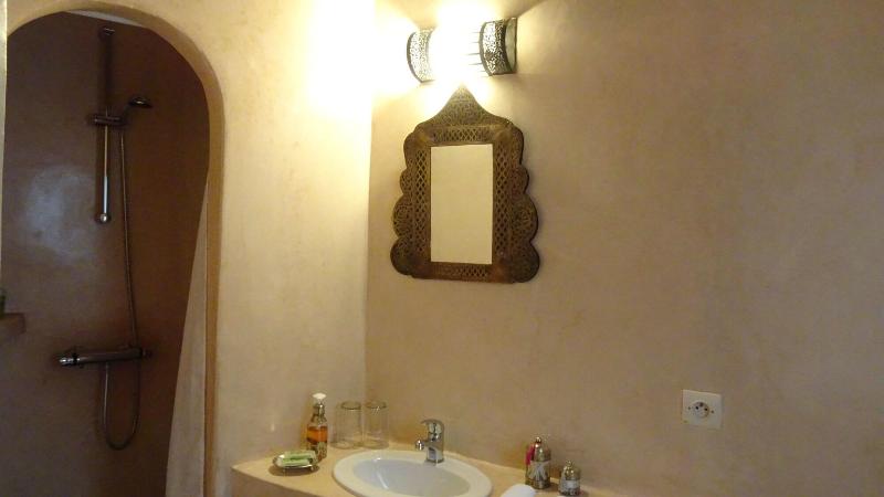 Riad Sabah - Oda