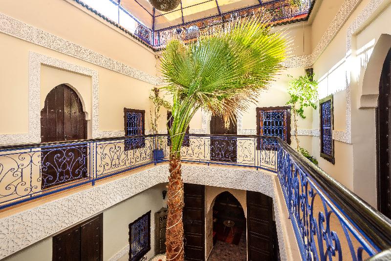 Riad Kamal - Genel